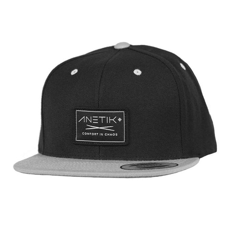 BLACK / SILVER